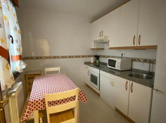 Próxima Parada - Vut-2635-as Llanes